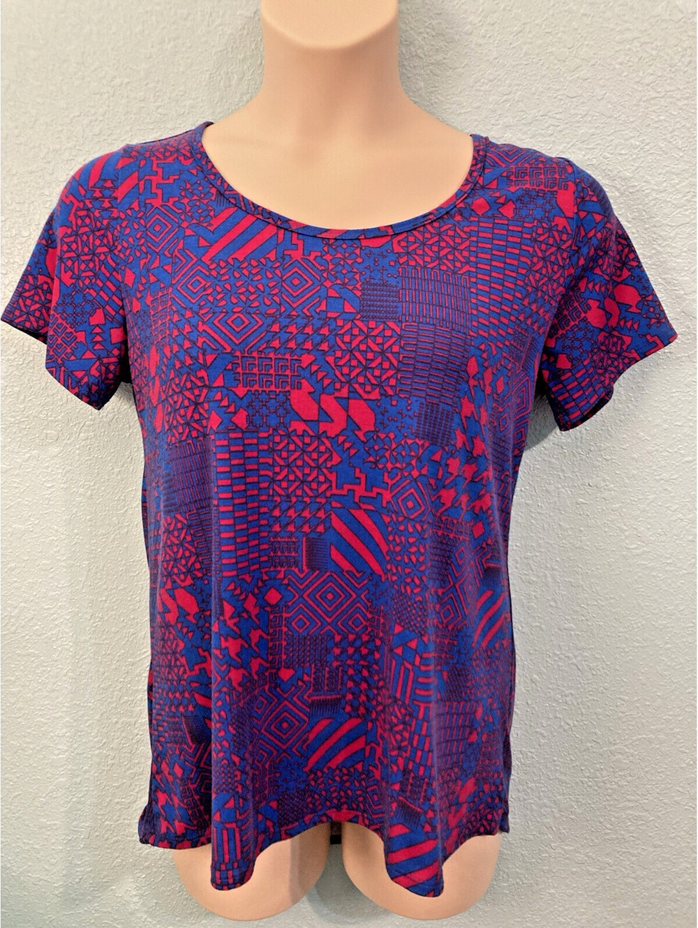 Lularoe Women Colorful Geometric Aztec Scoop Neck T Stretch Swing Tunic Top M